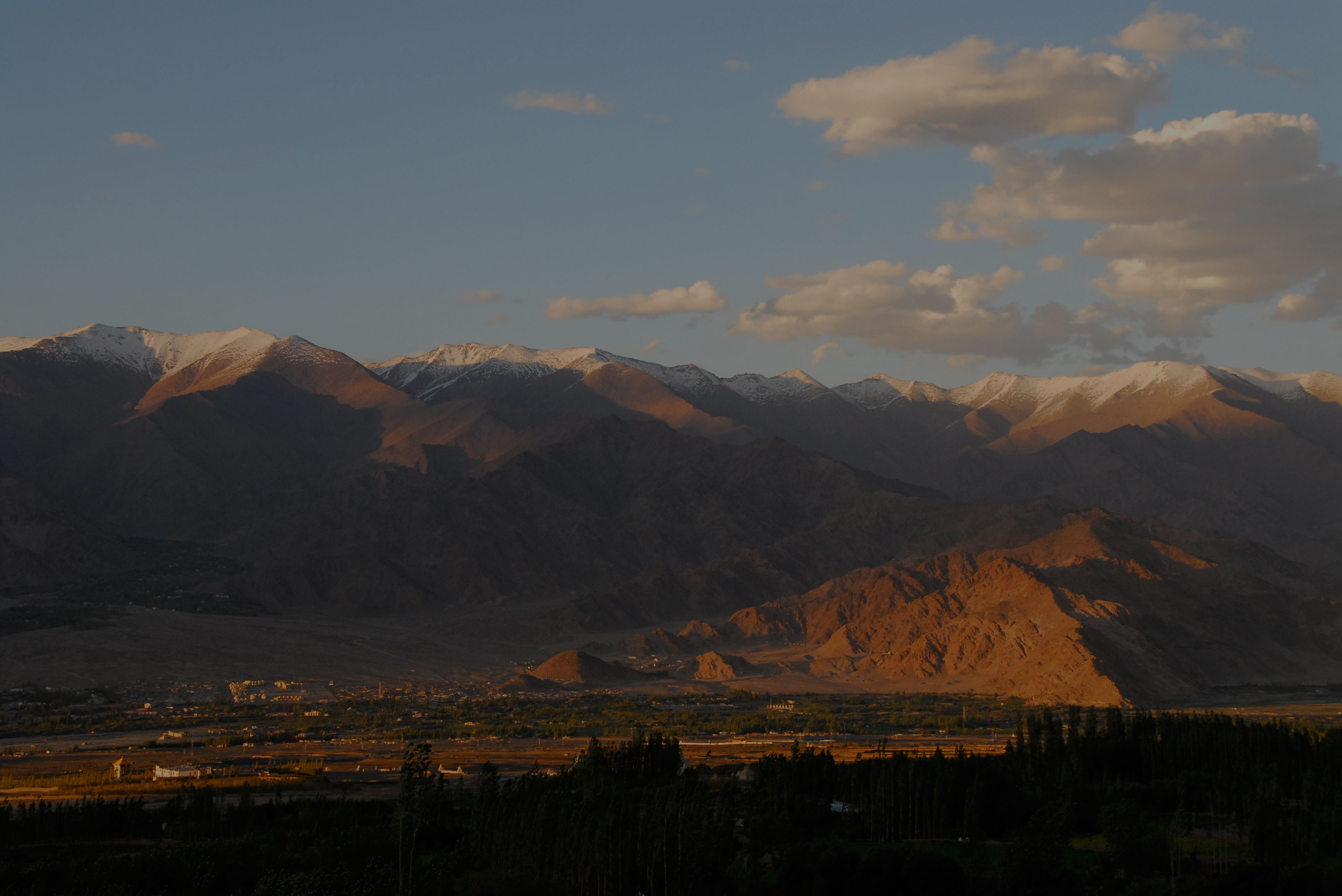 Sunset over the town of Leh, the capital of Ladakh, 1 hour flight from New Delhi